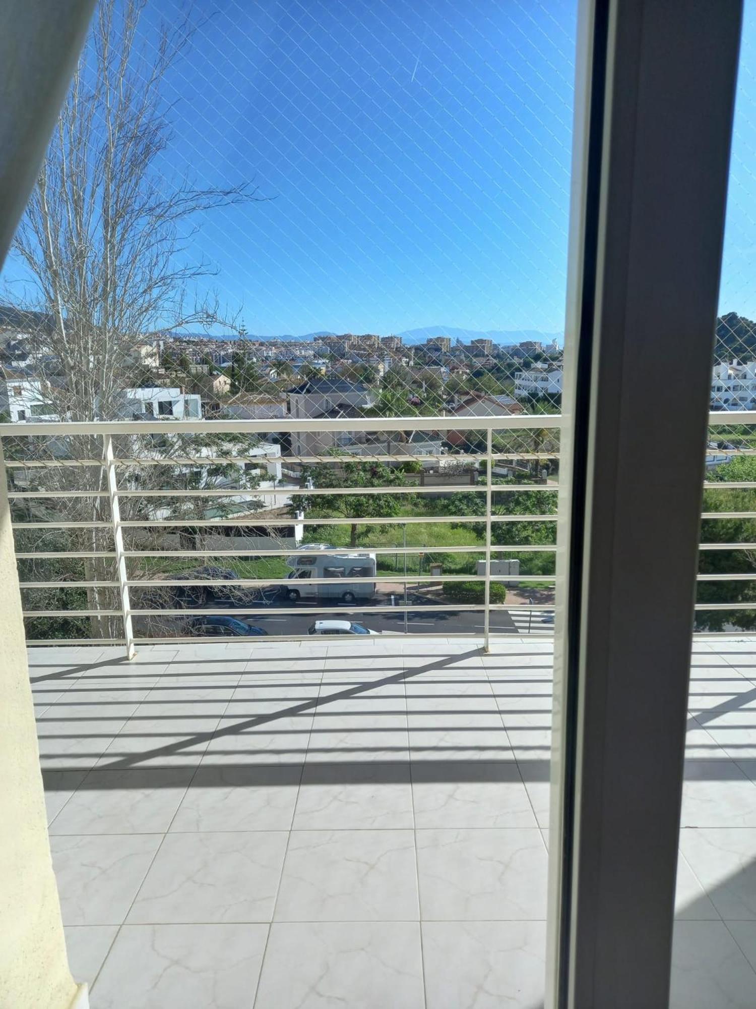 Amplio, Luminoso Y Moderno Apartamento Con Amplia Terraza Y Hermosas Vistas En Exclusiva Urbanizacion Benalmádena Buitenkant foto
